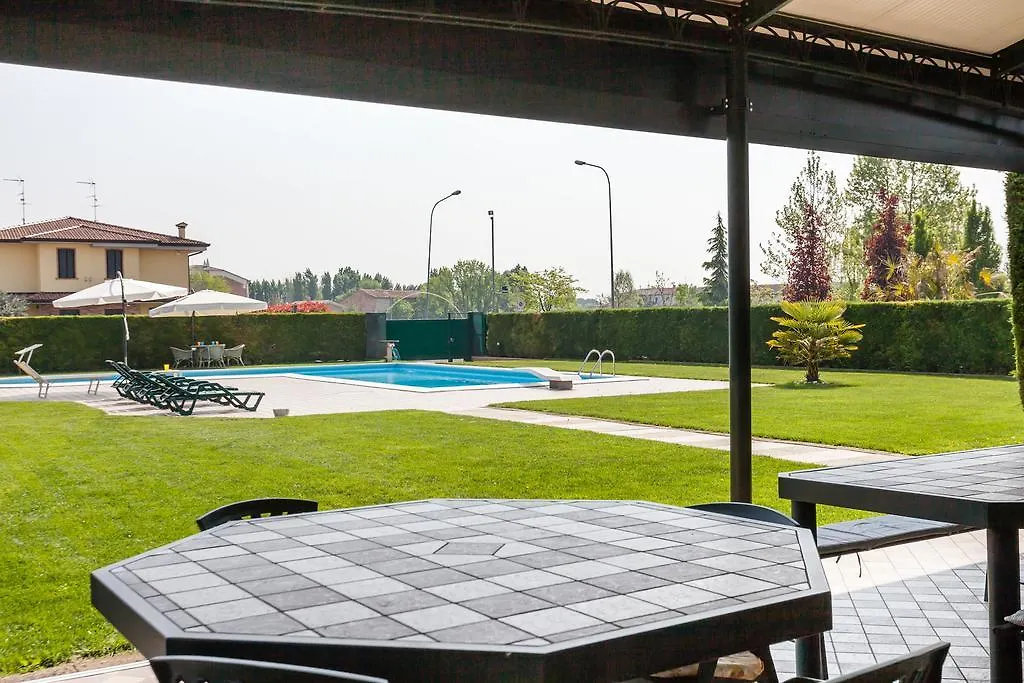 Villa Andrea & Viola Bionde di Visegna