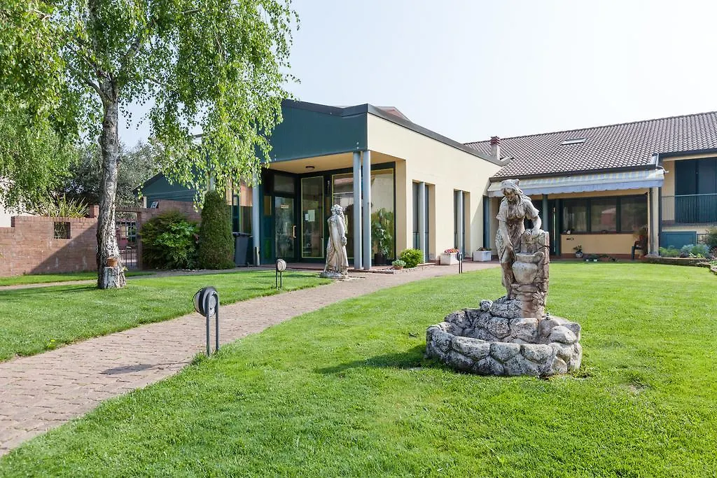 Villa Andrea & Viola Bionde di Visegna 0*,  Italy